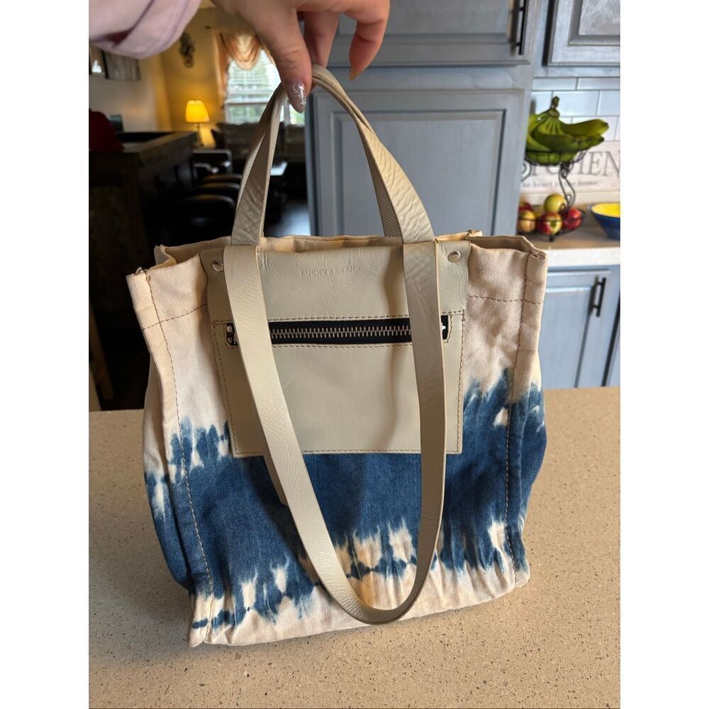 Lucky brand, tie-dye tote bag